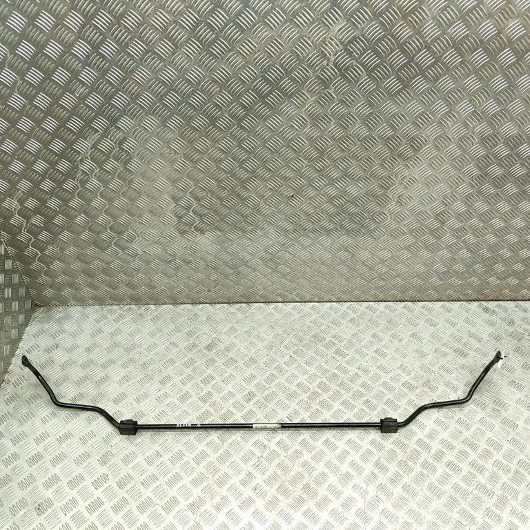 Aizmugurējais stabilizators 6853474