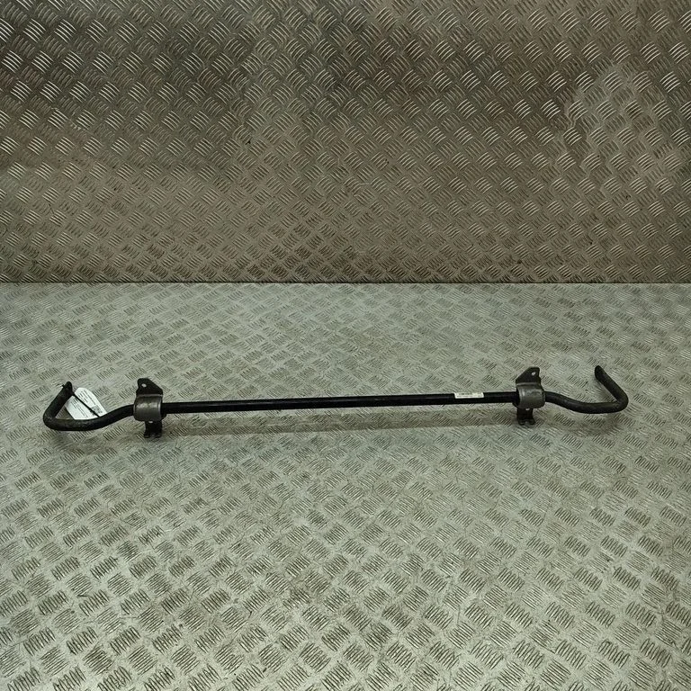 Tagumine stabilisaator – Mercedes-Benz CLA-klass C118 X118 (2019-)