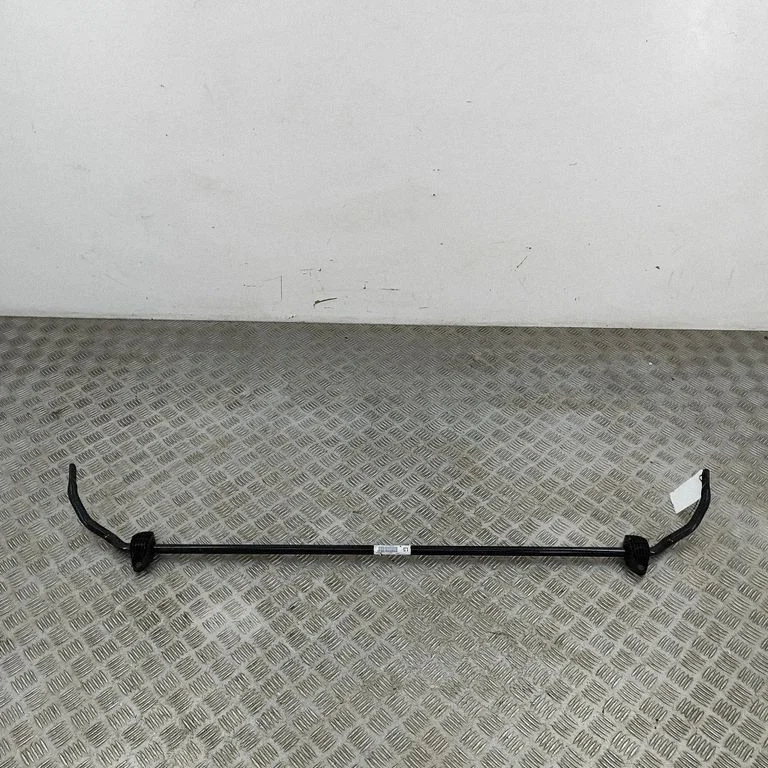 Tagumine stabilisaator 6853923
