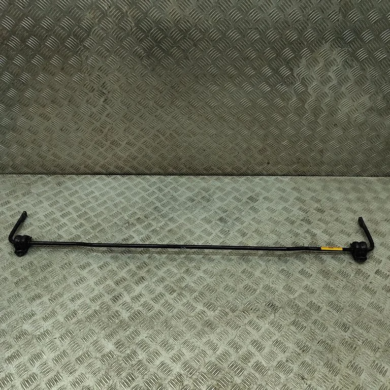 Aizmugurējais stabilizators 523303W1A000