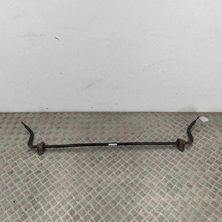 Aizmugurējais stabilizators 31451320