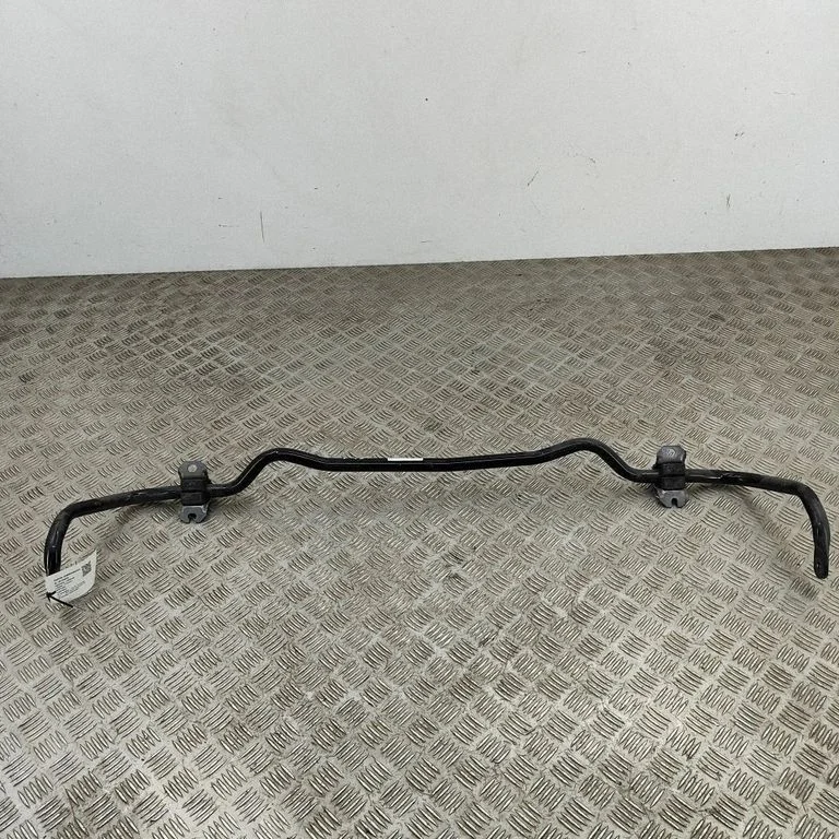 Aizmugurējais stabilizators 32376882
