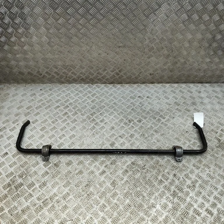 Tagumine stabilisaator – Audi Q4 e-tron (2021-)