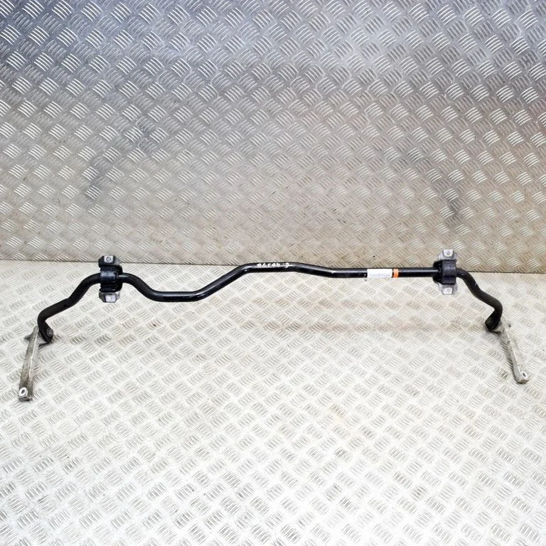Tagumine stabilisaator 8W0505465B