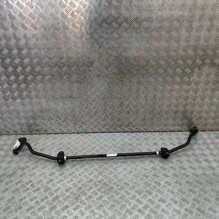 Aizmugurējais stabilizators 6885052