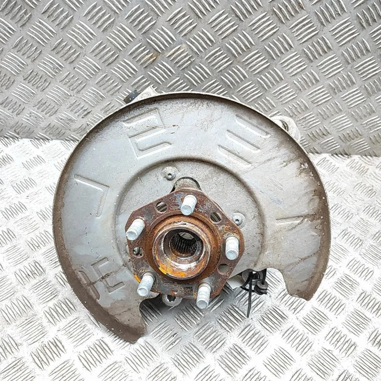 Tagumine rumm 118841600E