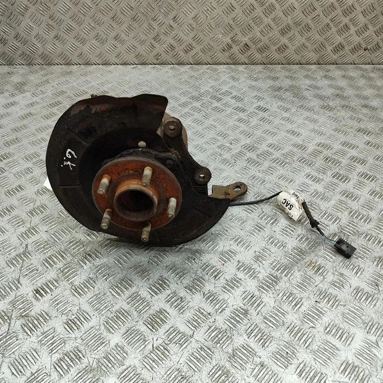 Aizmugurējā rumba CV615A971BAA