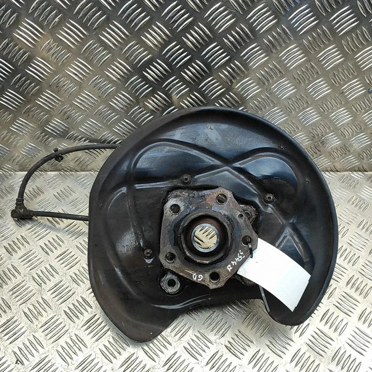 Rear wheel hub 4M0615612