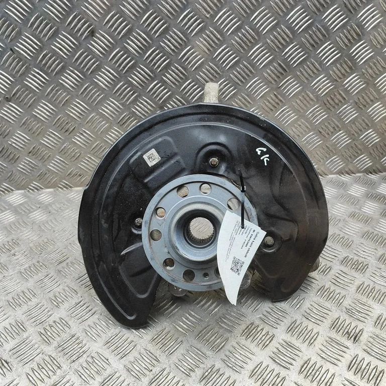 Tagumine rumm – Mercedes-Benz EQS V297 (2021-)
