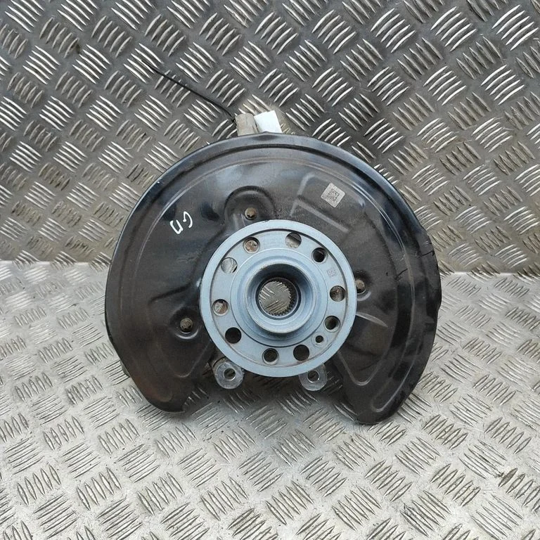 Tagumine rumm – Mercedes-Benz EQS V297 (2021-)