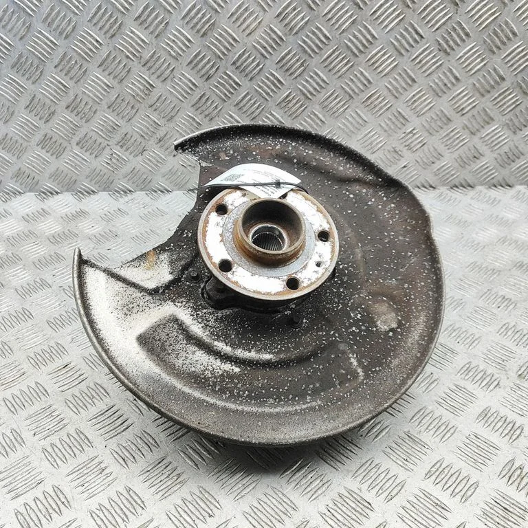 Rear wheel hub 31658530