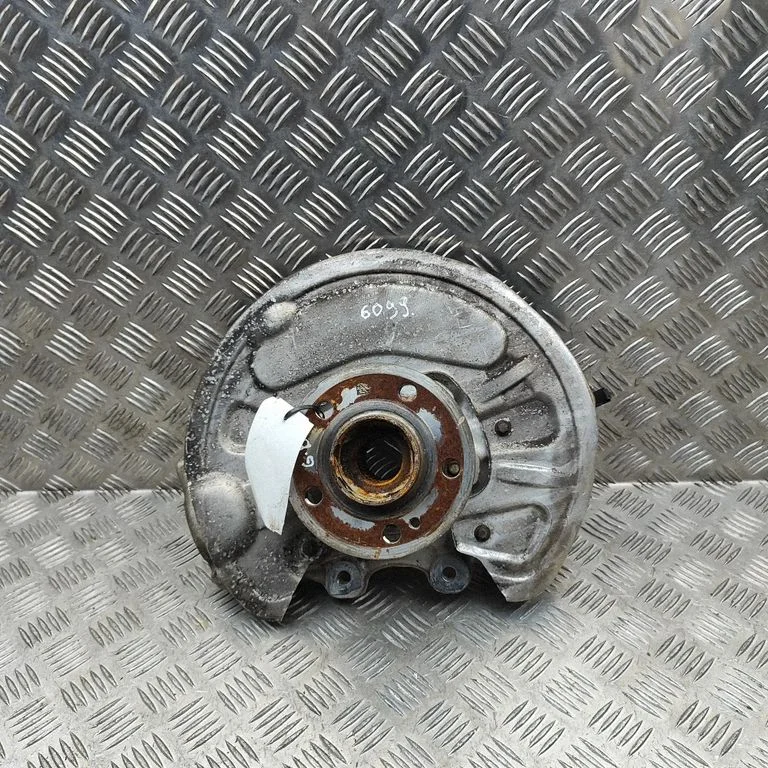 Rear wheel hub A1673560200