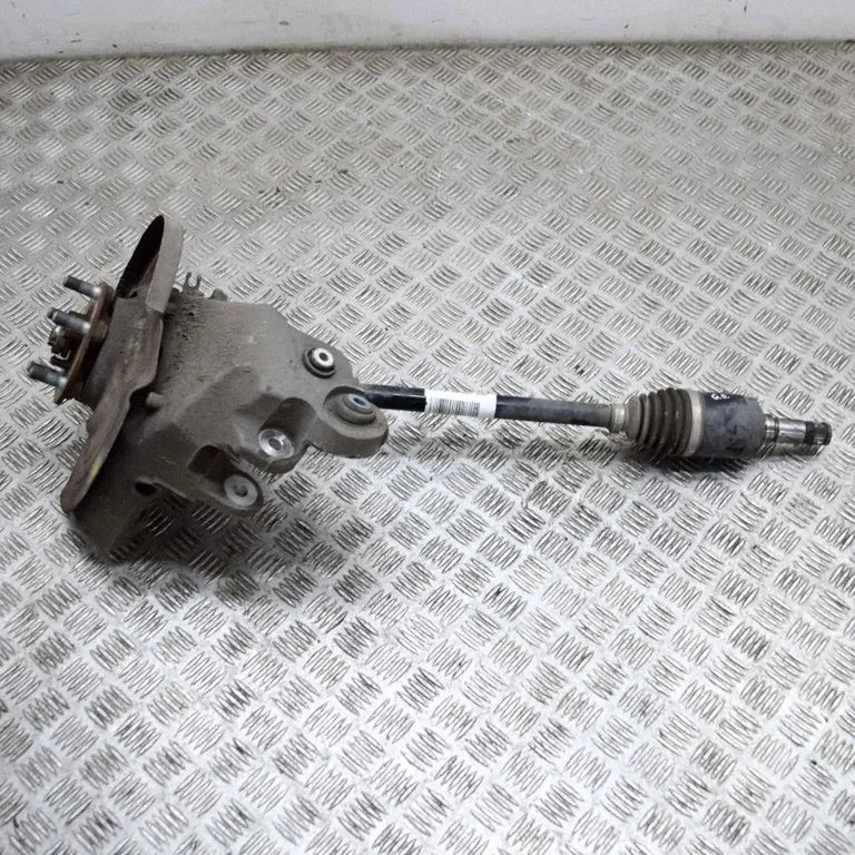 Aizmugurējā rumba FK724B402AB