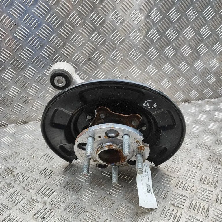 Tagumine rumm SA3EA2404101A
