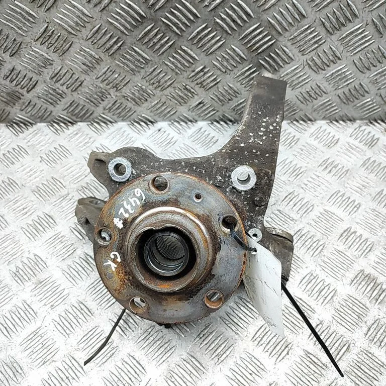 Rear wheel hub 3W7505435E