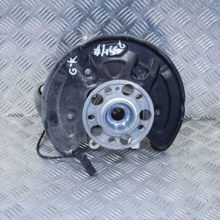 Rear wheel hub A2539052500