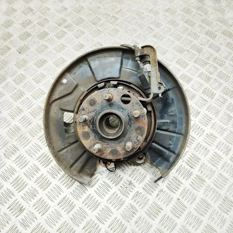 Piasta tylna 4230450100 – Lexus LS UCF30 (2001-2007)