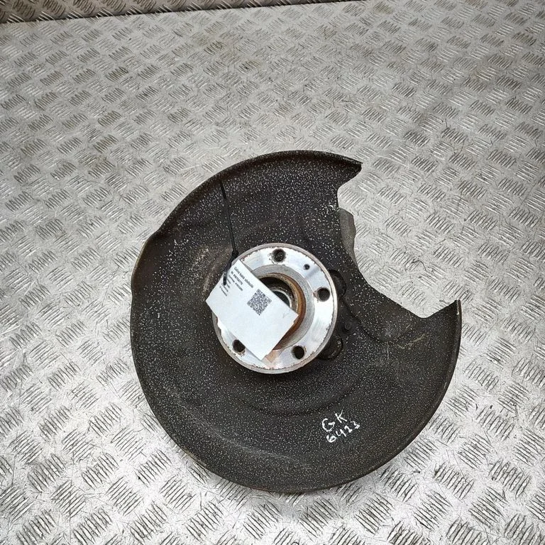 Tagumine rumm P31658319