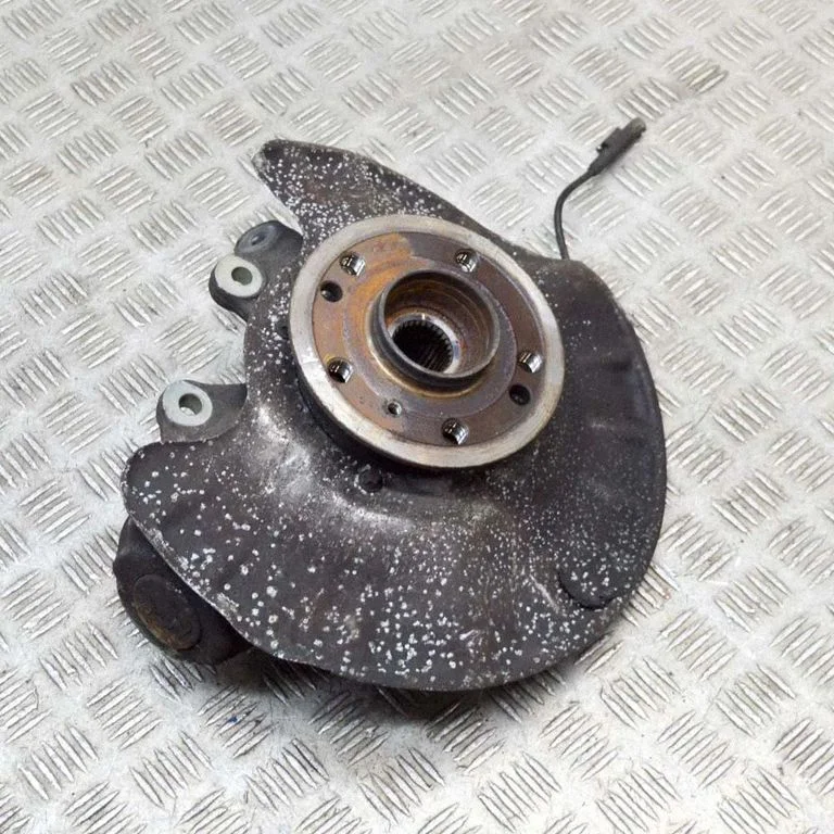 Rear wheel hub – Mercedes-Benz ML-Class W166 (2012-2017)