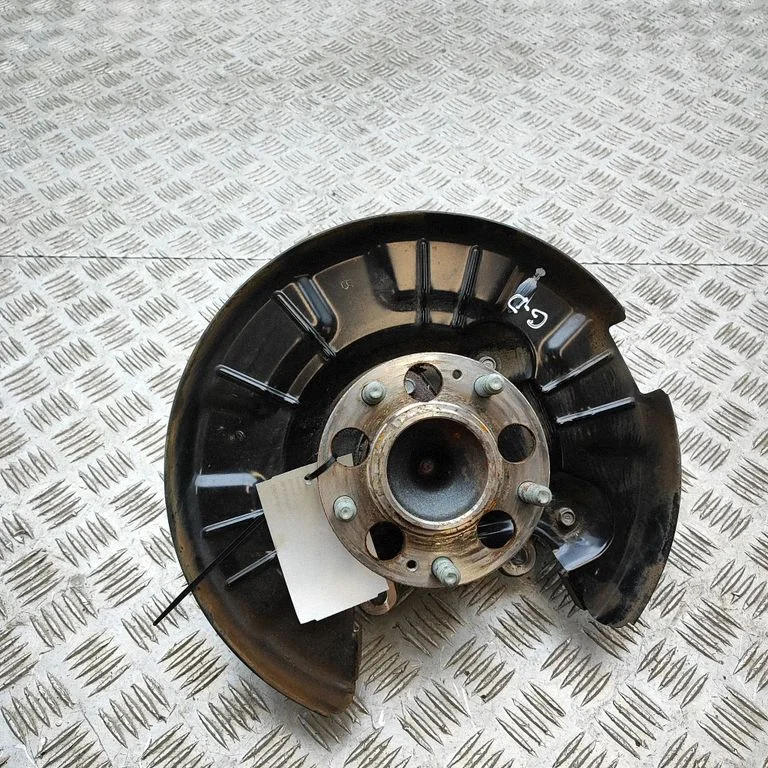 Tagumine rumm 52720K4000