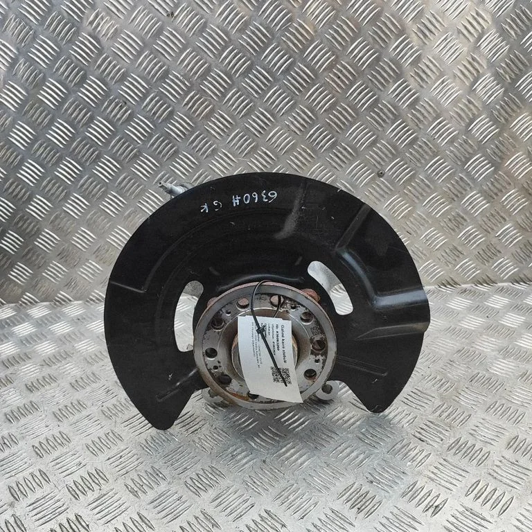 Tagumine rumm 51750T1500 – Genesis GV70 (2020-)