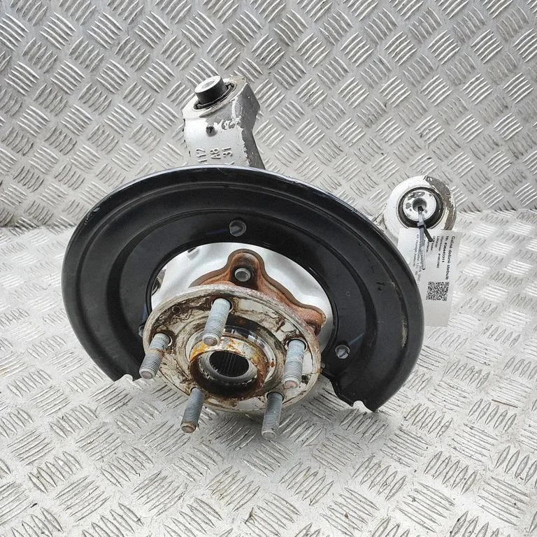 Rear wheel hub EKEB2404112