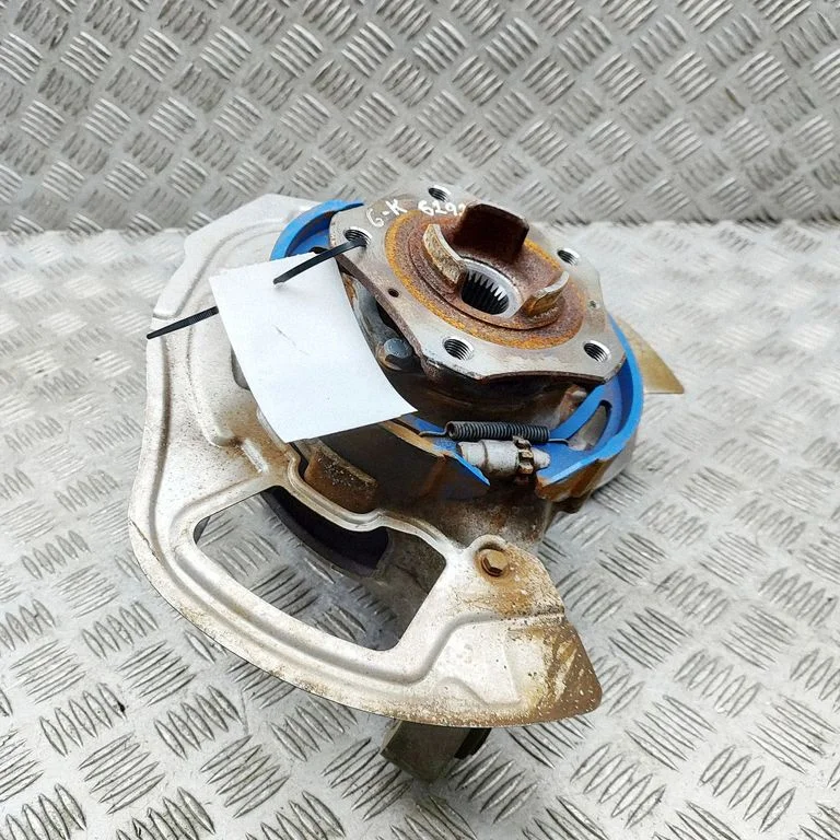 Aizmugurējā rumba 9J0505435B