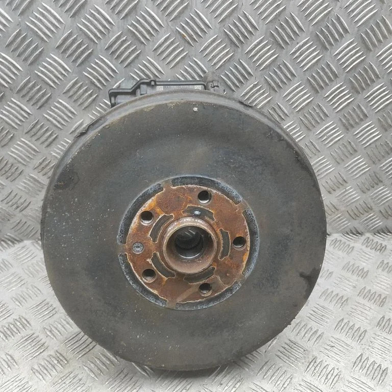 Tagumine rumm 1EA501052BT