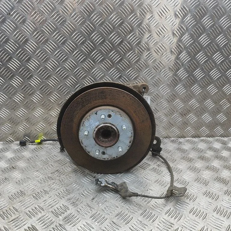 Aizmugurējā rumba 52720J7AA0