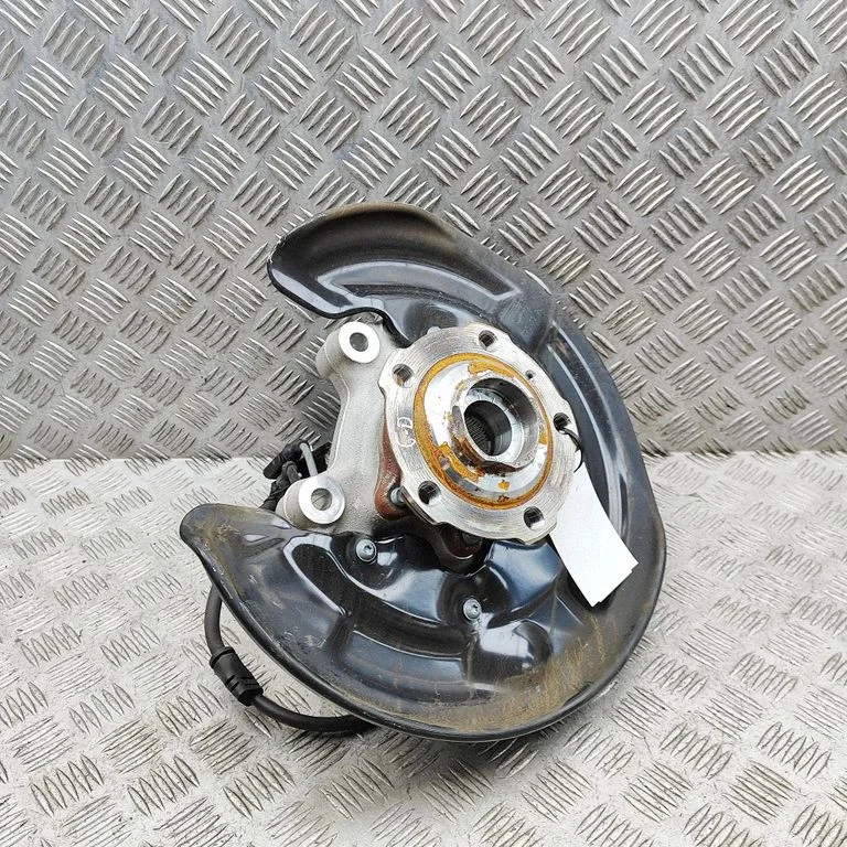 Tagumine rumm 85E505432C – Audi A6 C7 (2011-)