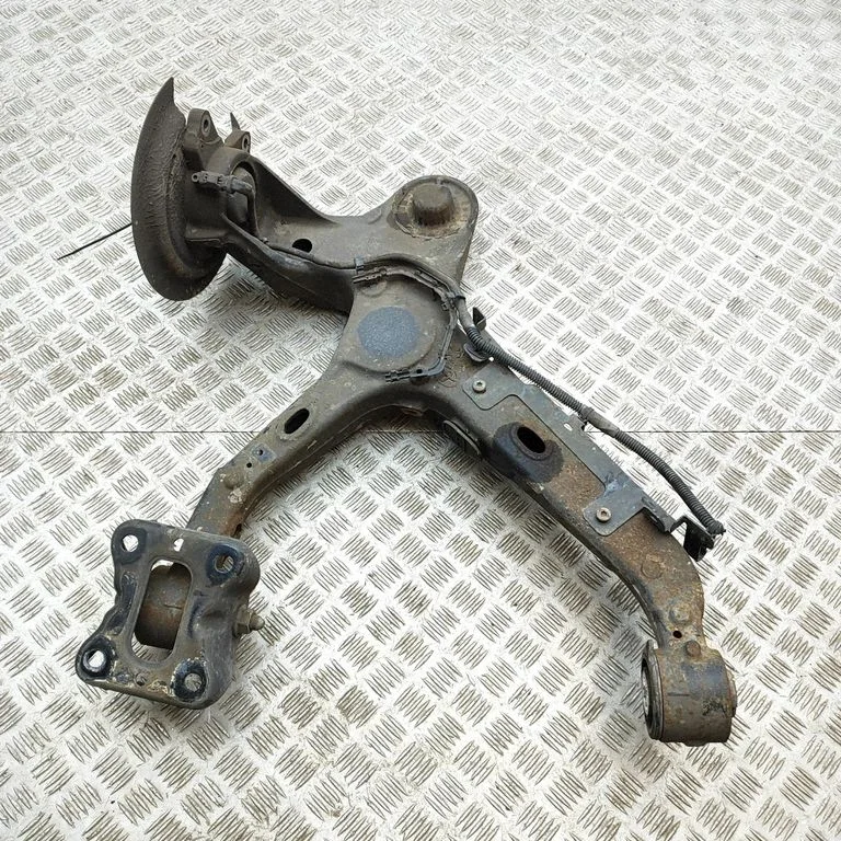 Rear wheel hub 9807504980