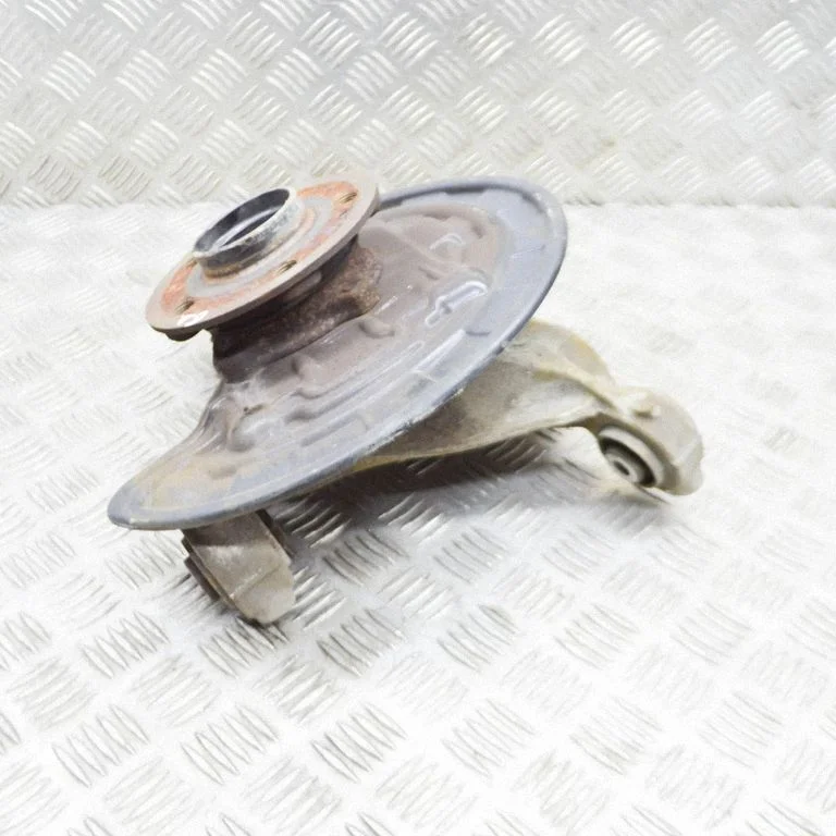 Tagumine rumm A2474230220