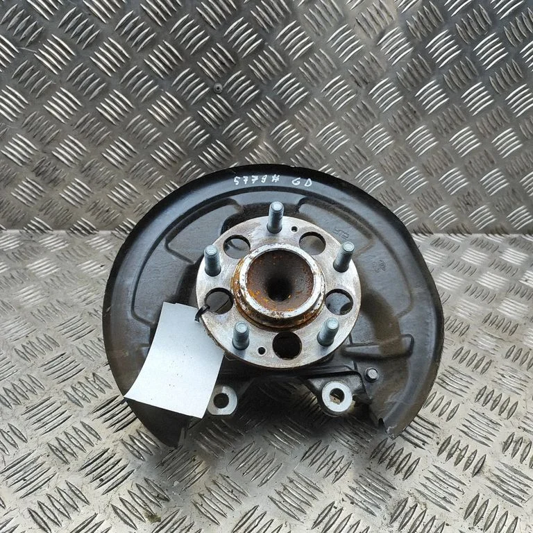 Piasta tylna 52711AT000