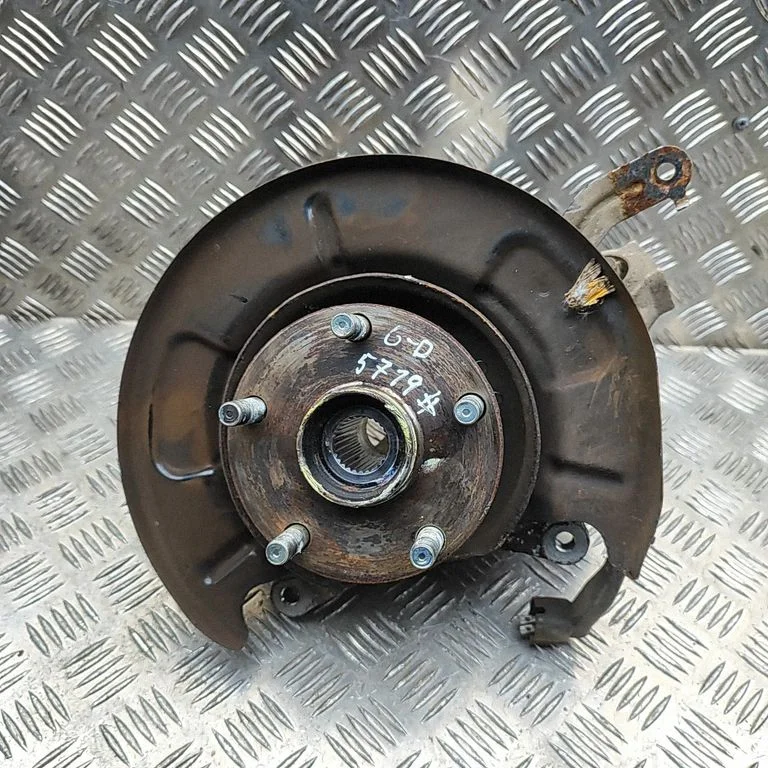 Aizmugurējā rumba 28411FL040