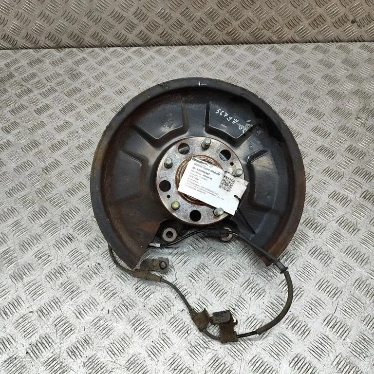 Rear wheel hub 52710D7000