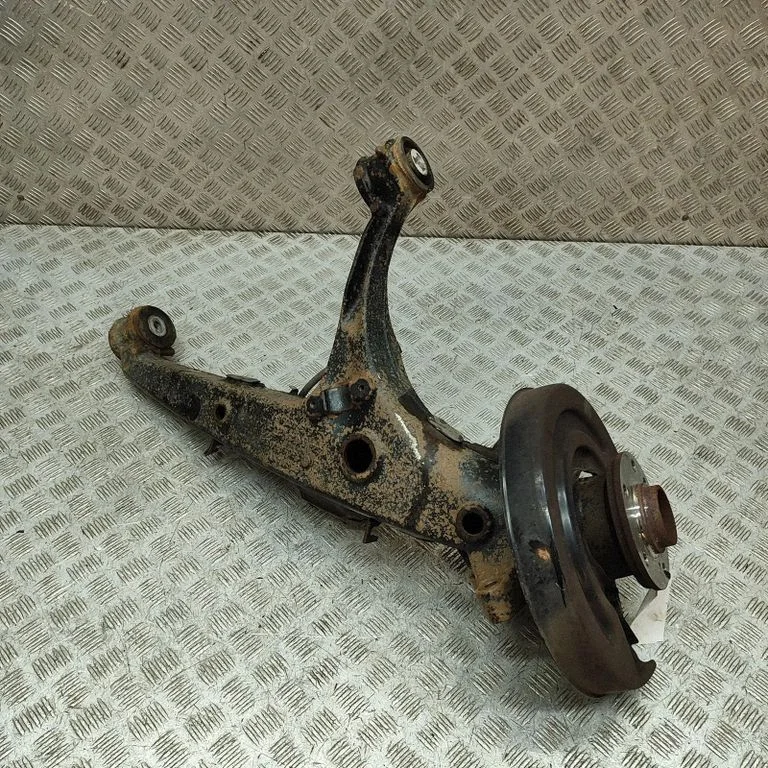 Aizmugurējā rumba 7E0501413A