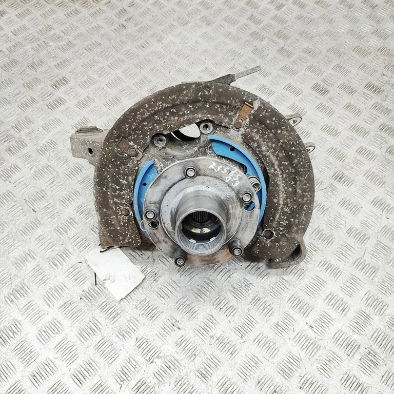 Rear wheel hub 99133111203