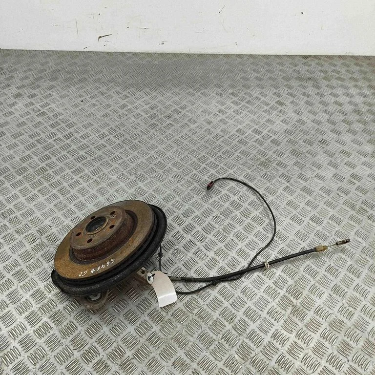 Aizmugurējā rumba A2043500441
