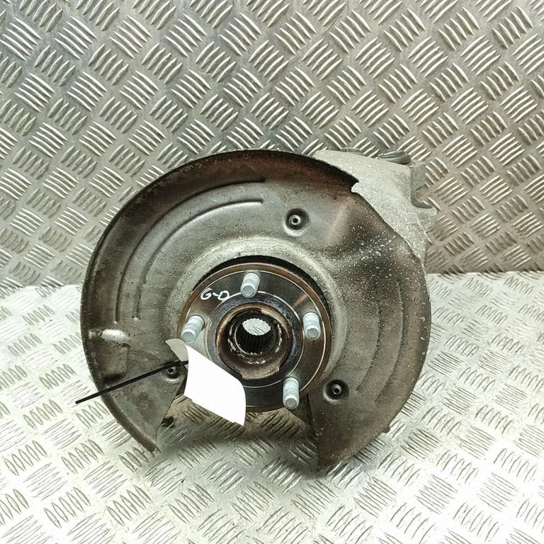 Tagumine rumm HK835A970AE