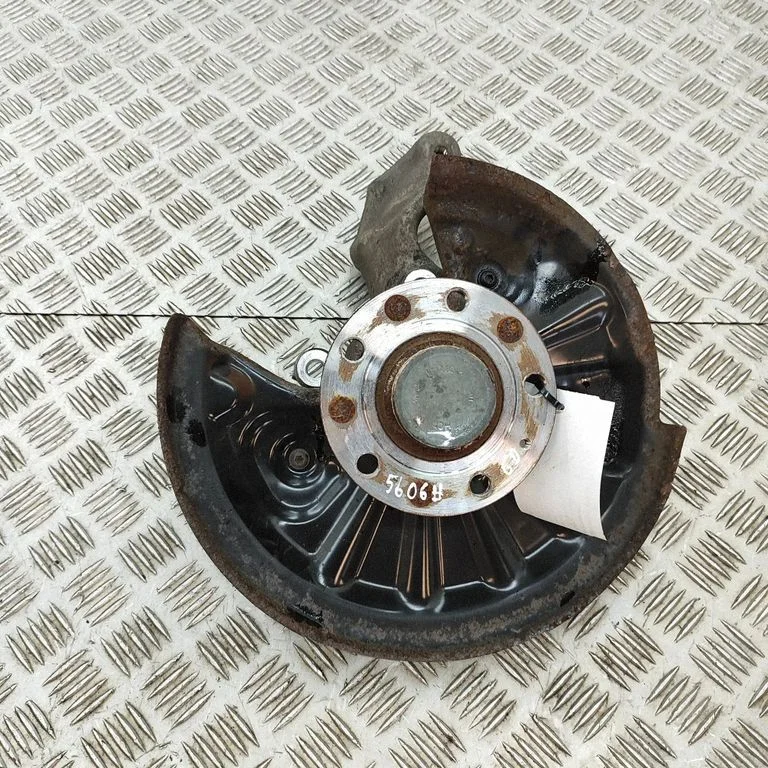 Aizmugurējā rumba 8S0598611