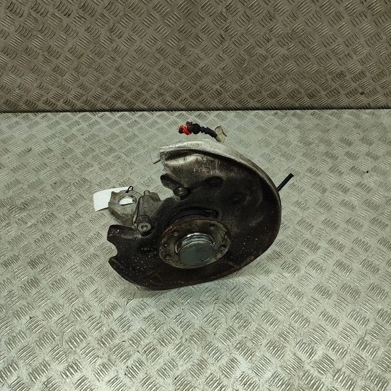 Aizmugurējā rumba 4G0505431C