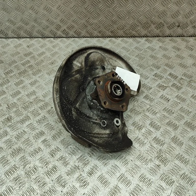 Aizmugurējā rumba 8W0505432Q