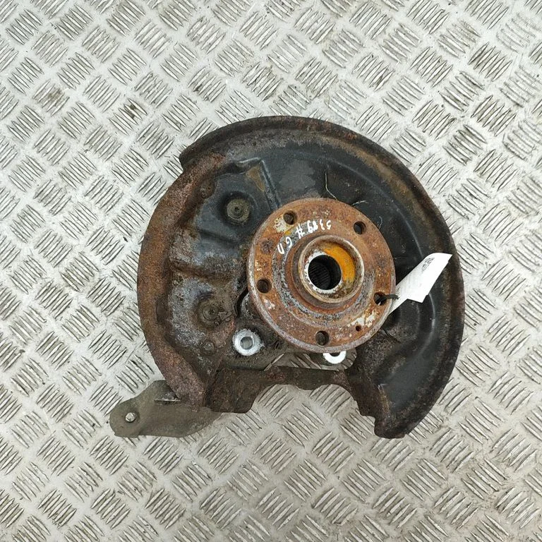 Aizmugurējā rumba 5Q0505436J