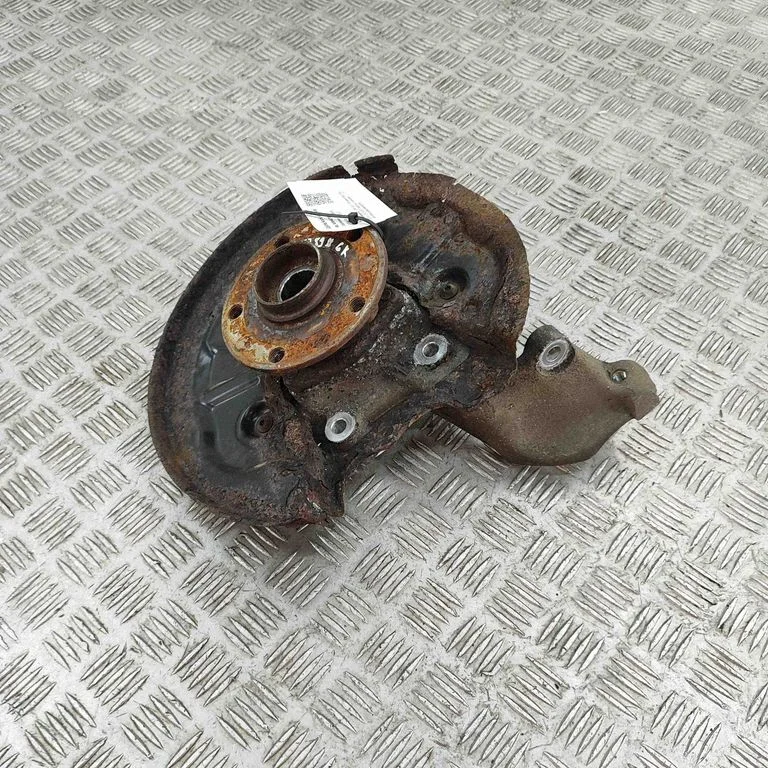 Aizmugurējā rumba 5Q0505435J
