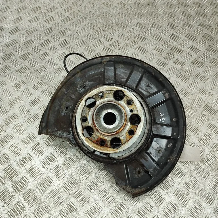 Rear wheel hub A2123500141