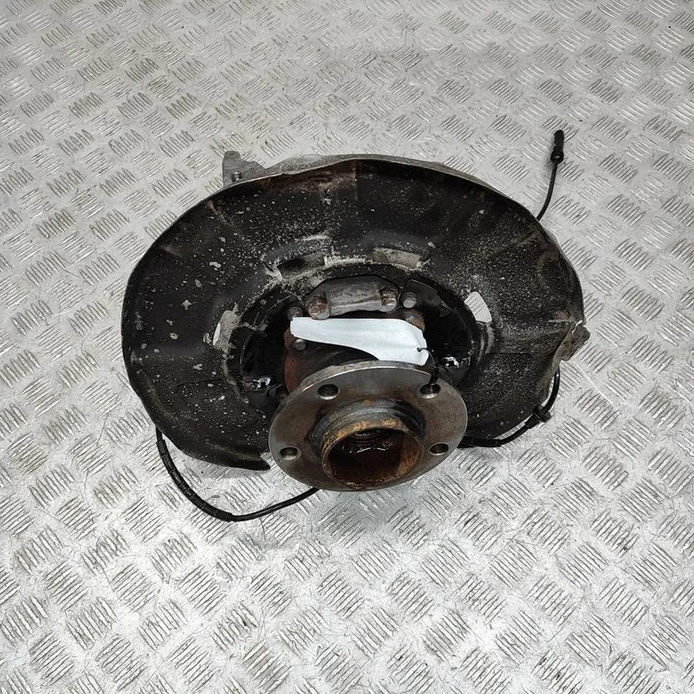 Tagumine rumm – BMW X6 E71 (2008-2014)