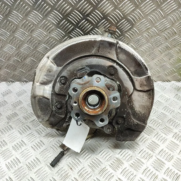Tagumine rumm – BMW 5-seeria G30 G31 G38 (2016-)