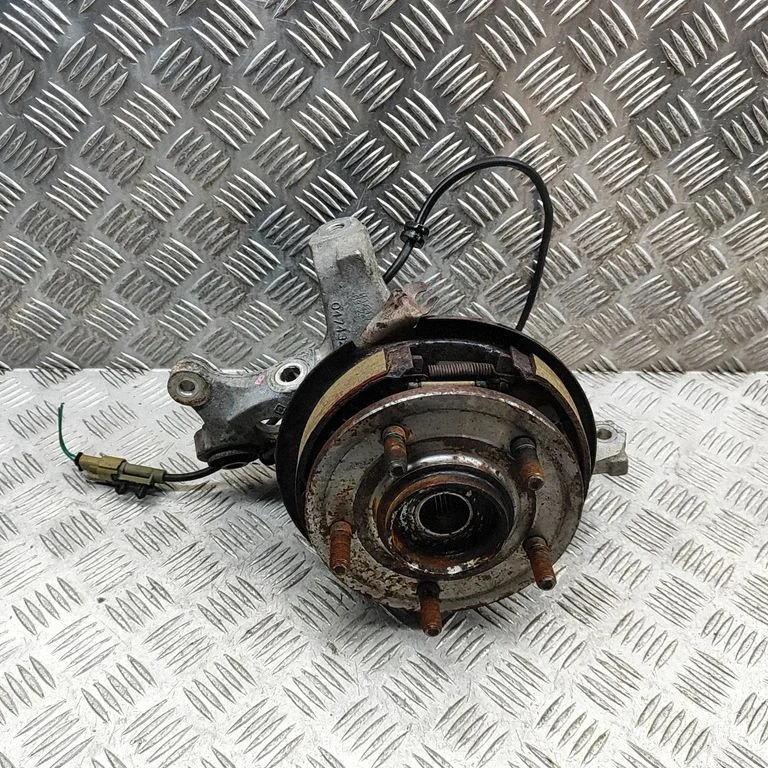 Aizmugurējā rumba 04743250AA