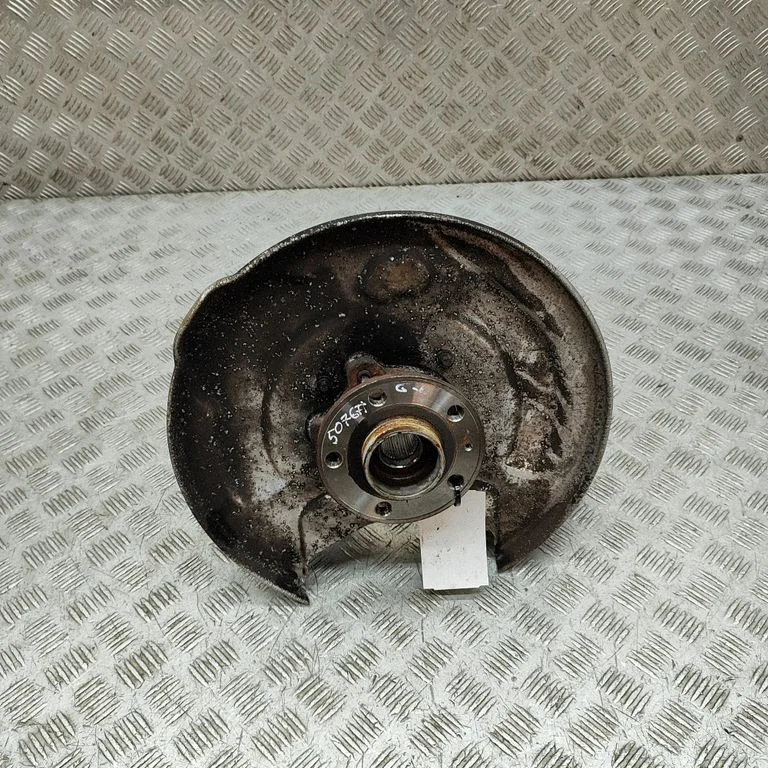 Tagumine rumm 32395005