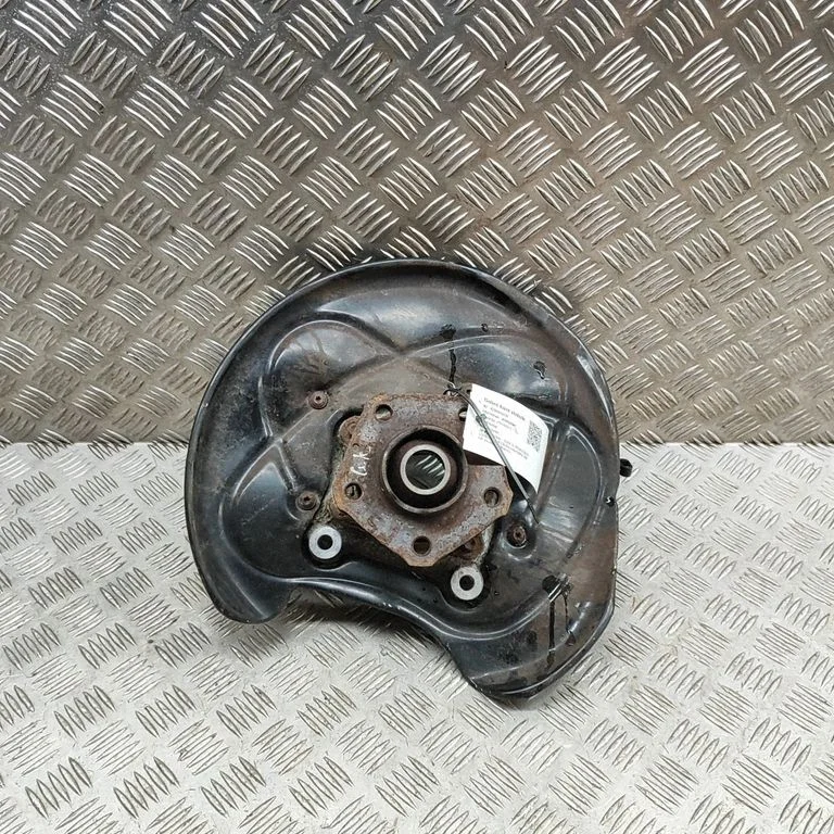 Aizmugurējā rumba 4N0615611